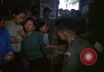 Standbild vietnamesischen Dorfbewohner Vietnam, 1965, aus Sekunde 21 historischem Filmmaterial Videoclip 65675070298