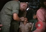 Standbild vietnamesischen Dorfbewohner Vietnam, 1965, aus Sekunde 29 historischem Filmmaterial Videoclip 65675070298