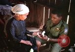 Standbild vietnamesischen Dorfbewohner Vietnam, 1965, aus Sekunde 53 historischem Filmmaterial Videoclip 65675070298