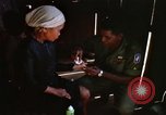 Standbild vietnamesischen Dorfbewohner Vietnam, 1965, aus Sekunde 58 historischem Filmmaterial Videoclip 65675070298