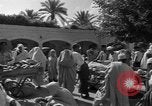 Immagine di Civili Suk El Giuma Libia, 1954, secondo 41 filmato di repertorio 65675070300