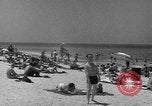 Standbild Strand Libyen, 1954, aus Sekunde 15 historischem Filmmaterial Videoclip 65675070301