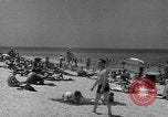 Standbild Strand Libyen, 1954, aus Sekunde 17 historischem Filmmaterial Videoclip 65675070301