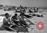 Standbild Strand Libyen, 1954, aus Sekunde 26 historischem Filmmaterial Videoclip 65675070301