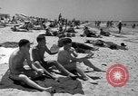 Standbild Strand Libyen, 1954, aus Sekunde 28 historischem Filmmaterial Videoclip 65675070301