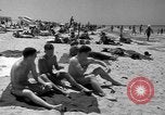 Standbild Strand Libyen, 1954, aus Sekunde 29 historischem Filmmaterial Videoclip 65675070301