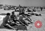 Standbild Strand Libyen, 1954, aus Sekunde 30 historischem Filmmaterial Videoclip 65675070301