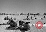 Standbild Strand Libyen, 1954, aus Sekunde 55 historischem Filmmaterial Videoclip 65675070301