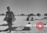 Standbild Strand Libyen, 1954, aus Sekunde 57 historischem Filmmaterial Videoclip 65675070301