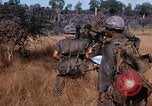 Standbild amerikanische Soldaten South Vietnam, 1967, aus Sekunde 18 historischem Filmmaterial Videoclip 65675070316