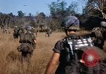 Standbild amerikanische Soldaten South Vietnam, 1967, aus Sekunde 36 historischem Filmmaterial Videoclip 65675070316