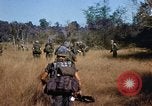 Standbild amerikanische Soldaten South Vietnam, 1967, aus Sekunde 38 historischem Filmmaterial Videoclip 65675070316