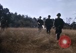 Standbild amerikanische Soldaten South Vietnam, 1967, aus Sekunde 46 historischem Filmmaterial Videoclip 65675070316