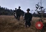 Standbild amerikanische Soldaten South Vietnam, 1967, aus Sekunde 48 historischem Filmmaterial Videoclip 65675070316
