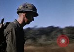 Standbild amerikanische Soldaten South Vietnam, 1967, aus Sekunde 53 historischem Filmmaterial Videoclip 65675070316