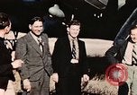 Image les aviateurs américains échappé de Swiss internement Annecy France, 1944, de la seconde 10 séquences d'archives historiques vidéo 65675070351