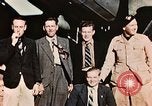 Image les aviateurs américains échappé de Swiss internement Annecy France, 1944, de la seconde 23 séquences d'archives historiques vidéo 65675070351