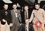 Image les aviateurs américains échappé de Swiss internement Annecy France, 1944, de la seconde 26 séquences d'archives historiques vidéo 65675070351