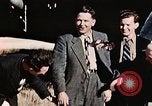Image les aviateurs américains échappé de Swiss internement Annecy France, 1944, de la seconde 35 séquences d'archives historiques vidéo 65675070351