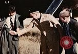 Image les aviateurs américains échappé de Swiss internement Annecy France, 1944, de la seconde 52 séquences d'archives historiques vidéo 65675070351