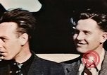 Image les aviateurs américains échappé de Swiss internement Annecy France, 1944, de la seconde 55 séquences d'archives historiques vidéo 65675070351