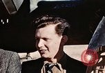 Image les aviateurs américains échappé de Swiss internement Annecy France, 1944, de la seconde 59 séquences d'archives historiques vidéo 65675070351