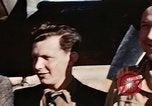 Image les aviateurs américains échappé de Swiss internement Annecy France, 1944, de la seconde 61 séquences d'archives historiques vidéo 65675070351