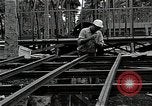 Image les travaux de construction 'Espiritu Santo Vanuatu, 1943, de la seconde 35 séquences d'archives historiques vidéo 65675070359