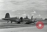 Standbild British Royal Navy F4U Corsair Flugzeuge Brooklyn New York USA, 1943, aus Sekunde 42 historischem Filmmaterial Videoclip 65675070361