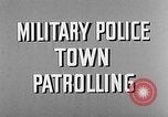 Standbild Militärpolizei United States USA, 1944, aus Sekunde 26 historischem Filmmaterial Videoclip 65675070362