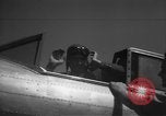 Image Howard Hughes arrivant à la gare Union Air Terminal Los Angeles California USA, 1936, de la seconde 46 séquences d'archives historiques vidéo 65675070377