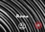 Standbild Papst Pius XII Besucht die alte Schule Rom Italien, 1957, aus Sekunde 3 historischem Filmmaterial Videoclip 65675070383