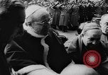 Standbild Papst Pius XII Besucht die alte Schule Rom Italien, 1957, aus Sekunde 12 historischem Filmmaterial Videoclip 65675070383