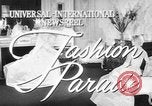 Standbild fashion show Rom Italien, 1957, aus Sekunde 1 historischem Filmmaterial Videoclip 65675070385