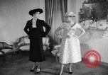 Standbild fashion show Rom Italien, 1957, aus Sekunde 25 historischem Filmmaterial Videoclip 65675070385