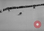 Standbild Ski Meisterschaft Kitzbühel Österreich, 1957, aus Sekunde 15 historischem Filmmaterial Videoclip 65675070386