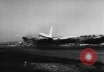 Image le premier d'Amérique du jet transport Seattle Washington USA, 1957, de la seconde 16 séquences d'archives historiques vidéo 65675070388