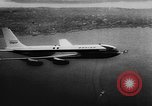 Image le premier d'Amérique du jet transport Seattle Washington USA, 1957, de la seconde 27 séquences d'archives historiques vidéo 65675070388