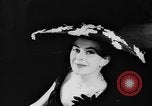 Standbild britische Modelle Vereinigtes Königreich, 1957, aus Sekunde 15 historischem Filmmaterial Videoclip 65675070392