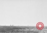 Standbild amerikanische Kriegsschiffe Pazifik, 1945, aus Sekunde 7 historischem Filmmaterial Videoclip 65675070405