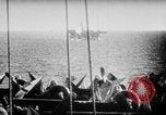 Standbild amerikanische Kriegsschiffe Pazifik, 1945, aus Sekunde 25 historischem Filmmaterial Videoclip 65675070405