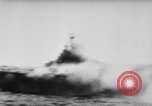 Standbild amerikanische Kriegsschiffe Pazifik, 1945, aus Sekunde 36 historischem Filmmaterial Videoclip 65675070405