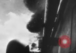 Standbild amerikanische Kriegsschiffe Pazifik, 1945, aus Sekunde 56 historischem Filmmaterial Videoclip 65675070405