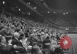 Standbild dog show New York United States USA, 1952, aus Sekunde 6 historischem Filmmaterial Videoclip 65675070426