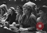 Standbild dog show New York United States USA, 1952, aus Sekunde 34 historischem Filmmaterial Videoclip 65675070426