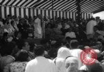 Immagine di Civili tunisino Tunisia Africa del Nord, 1961, secondo 35 filmato di repertorio 65675070429