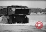Immagine di Carrello robusto Regno Unito, 1961, secondo 52 filmato di repertorio 65675070430