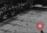 Immagine di Uomini campionato di nuoto California United States USA, 1961, secondo 51 filmato di repertorio 65675070431