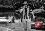 Standbild Mann angeln gehen und Waschbecken kleinen Boot Florida United States USA, 1961, aus Sekunde 32 historischem Filmmaterial Videoclip 65675070432