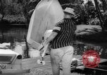 Standbild Mann angeln gehen und Waschbecken kleinen Boot Florida United States USA, 1961, aus Sekunde 41 historischem Filmmaterial Videoclip 65675070432